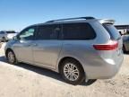 2016 Toyota Sienna XLE