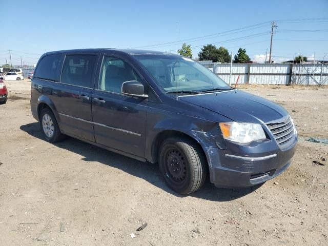 2008 Chrysler Town & Country LX