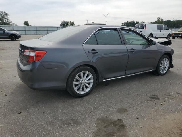 2014 Toyota Camry Hybrid