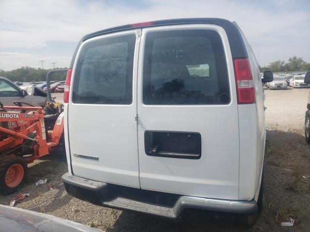 2020 Chevrolet Express G2500