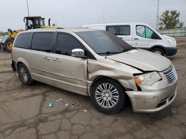 2012 Chrysler Town & Country Limited