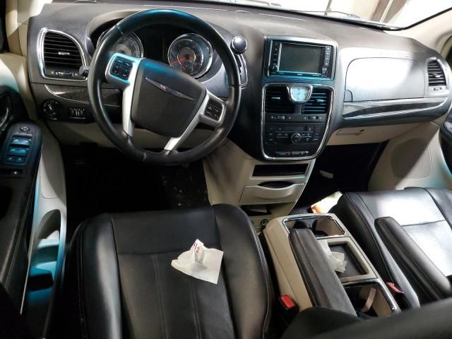 2012 Chrysler Town & Country Touring