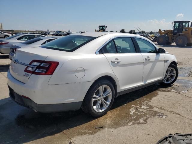 2014 Ford Taurus SEL