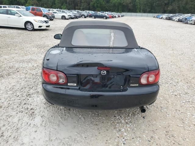 2002 Mazda MX-5 Miata Base