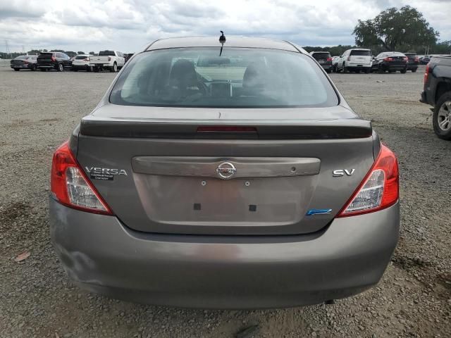 2013 Nissan Versa S