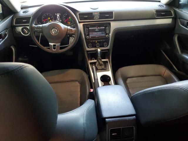 2013 Volkswagen Passat SE