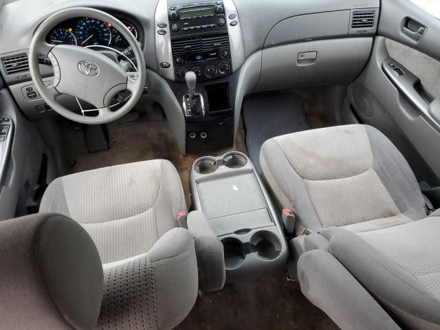 2008 Toyota Sienna CE