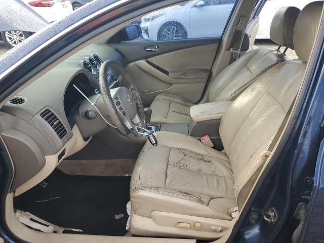 2010 Nissan Altima Base