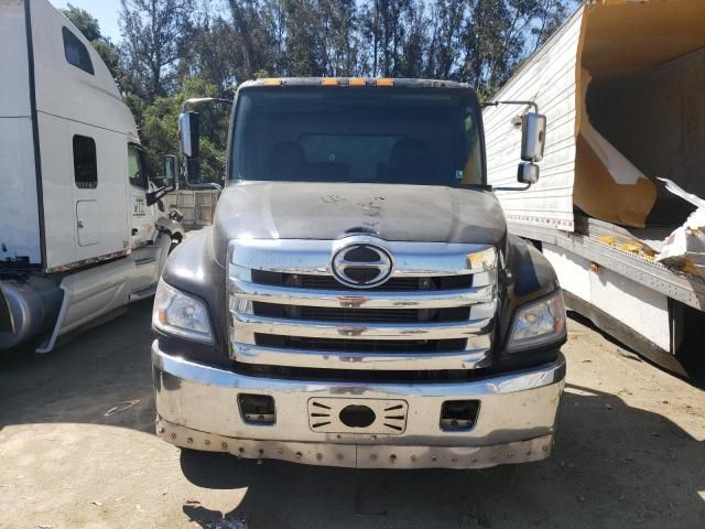 2014 Hino 258 268