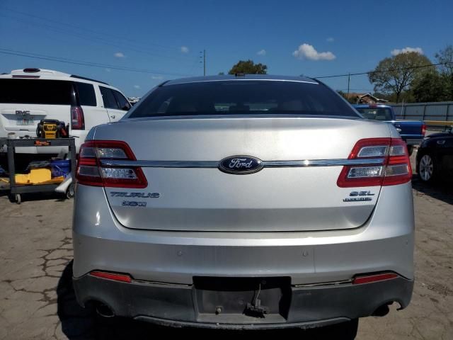 2013 Ford Taurus SEL