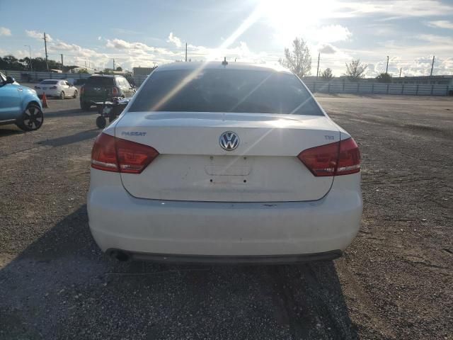 2014 Volkswagen Passat S