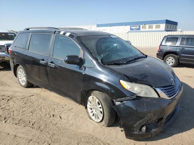 2017 Toyota Sienna XLE