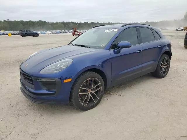 2022 Porsche Macan