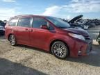 2019 Toyota Sienna XLE