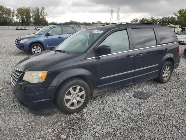 2010 Chrysler Town & Country Touring