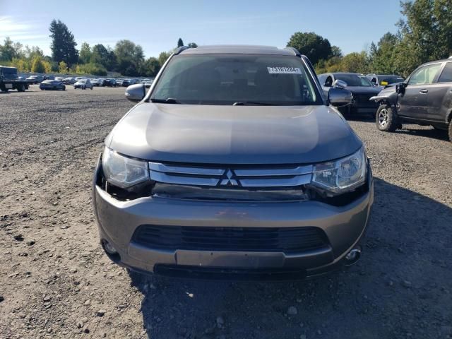 2015 Mitsubishi Outlander SE