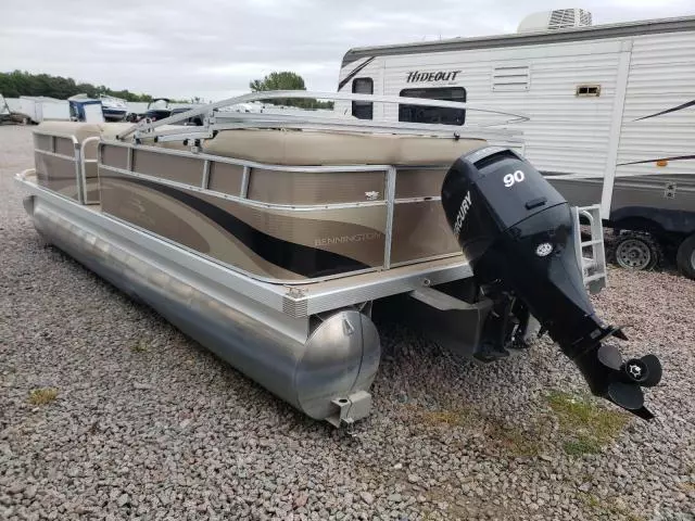 2011 Bennington Marine Pontoon