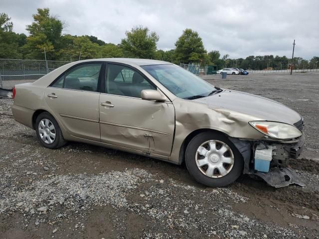 2004 Toyota Camry LE