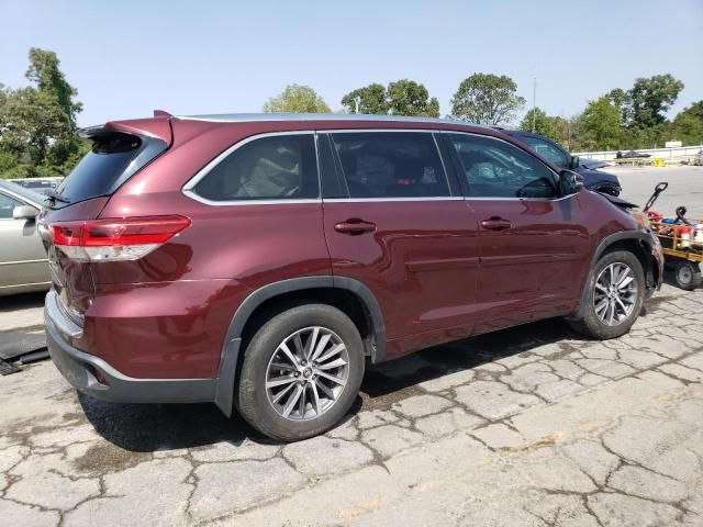 2018 Toyota Highlander SE