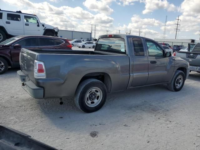 2008 Mitsubishi Raider LS