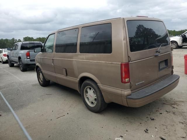 2005 GMC Safari XT