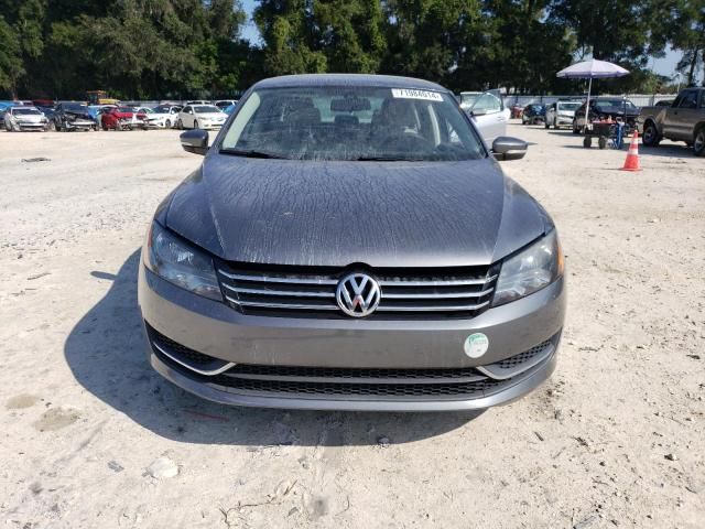 2014 Volkswagen Passat S