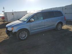 Chrysler Town & Country Touring l Vehiculos salvage en venta: 2013 Chrysler Town & Country Touring L