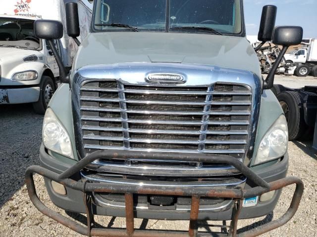 2018 Freightliner Cascadia 125