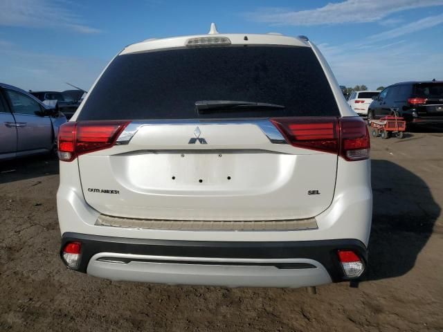 2020 Mitsubishi Outlander SE