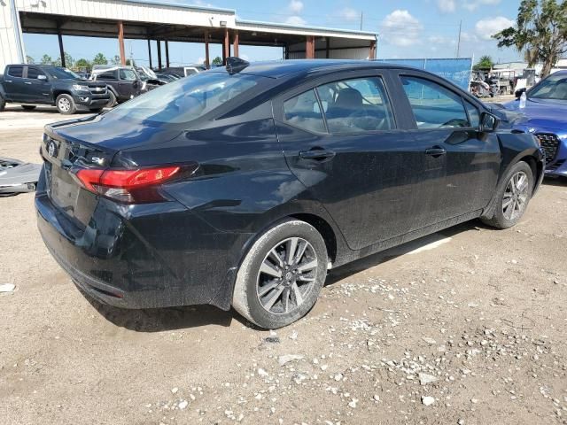 2022 Nissan Versa SV