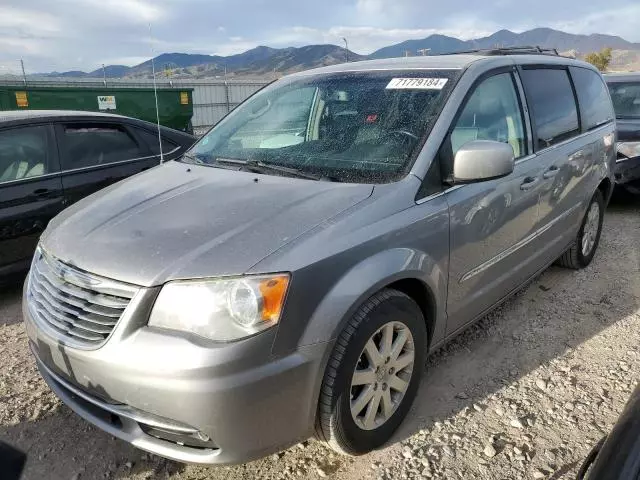 2015 Chrysler Town & Country Touring