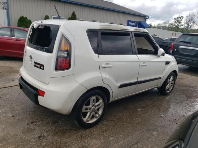 2011 KIA Soul +