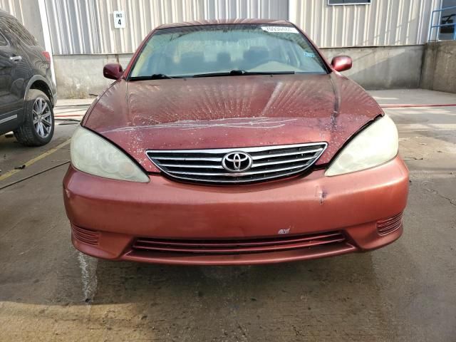 2005 Toyota Camry LE