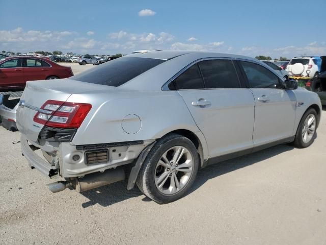 2015 Ford Taurus SE