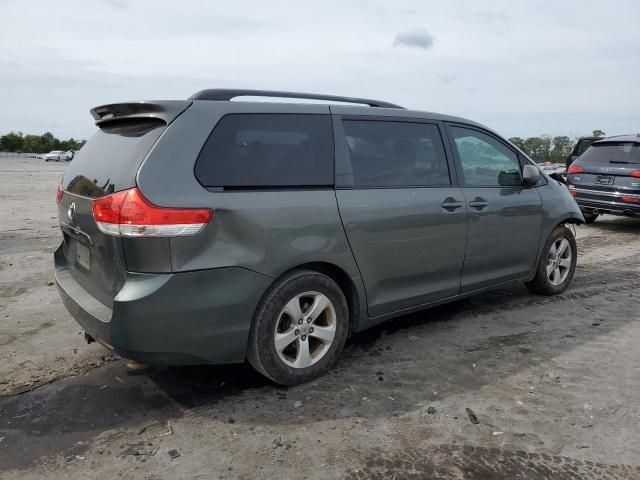 2012 Toyota Sienna LE