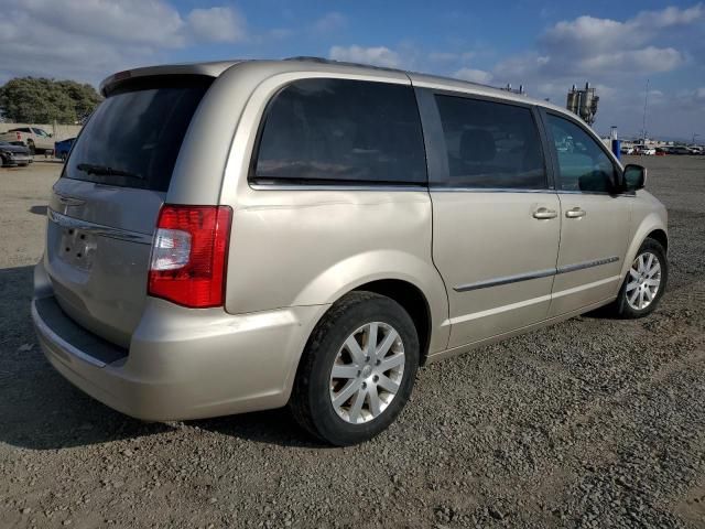 2013 Chrysler Town & Country Touring