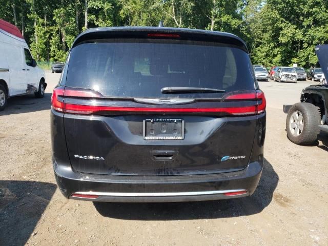 2022 Chrysler Pacifica Hybrid Touring L