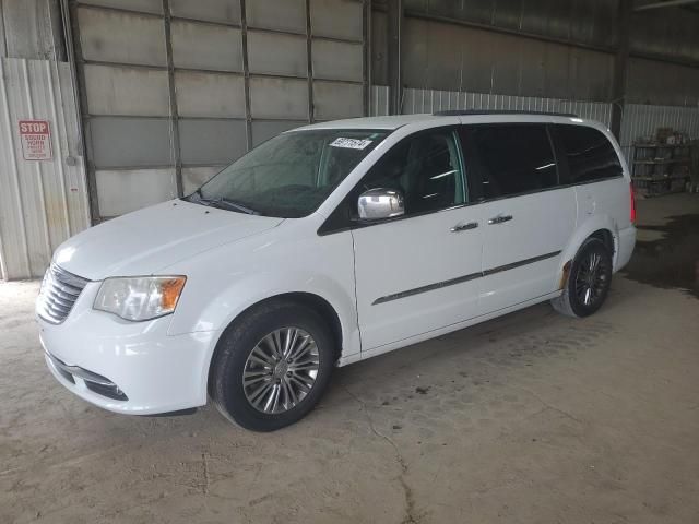 2014 Chrysler Town & Country Touring L