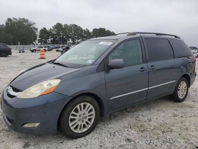 2008 Toyota Sienna XLE