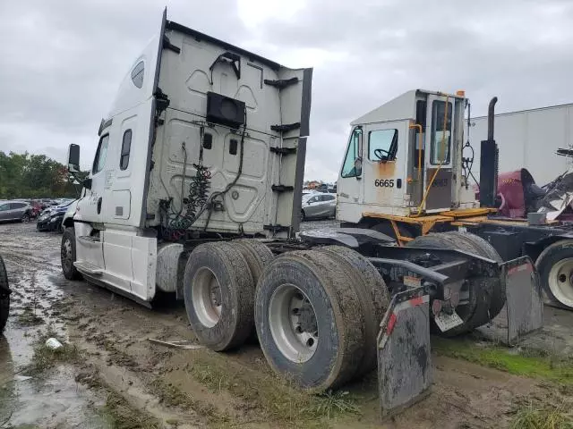 2016 Freightliner Cascadia 125