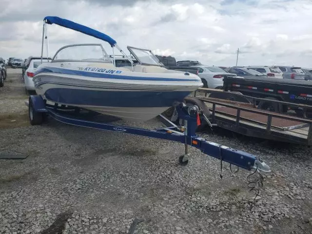 2006 Tracker Boat