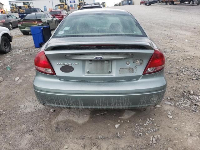 2005 Ford Taurus SE