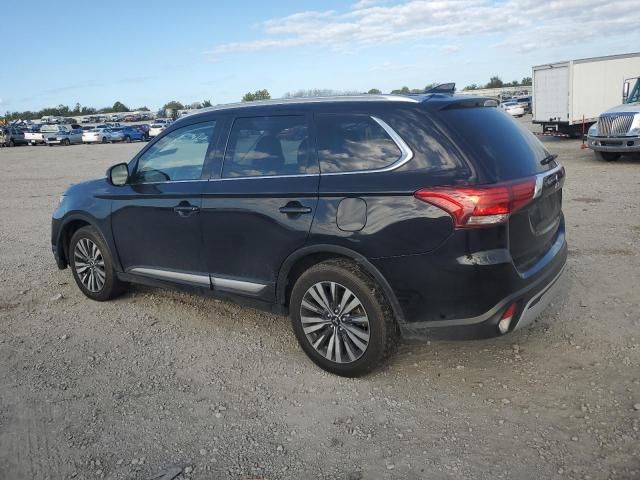 2020 Mitsubishi Outlander SE