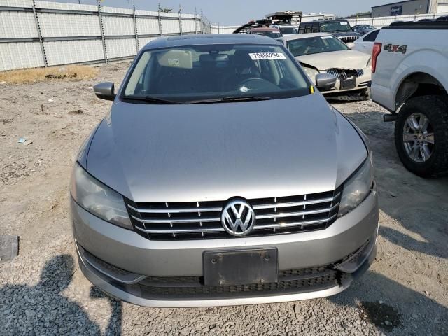 2012 Volkswagen Passat SE