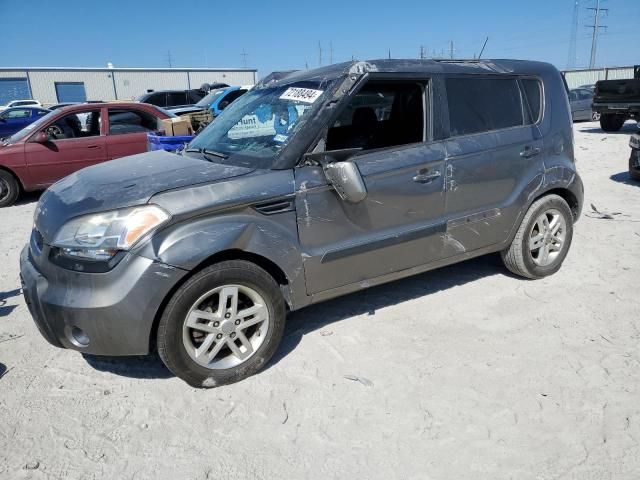 2011 KIA Soul +