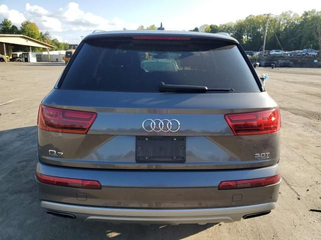 2018 Audi Q7 Premium Plus