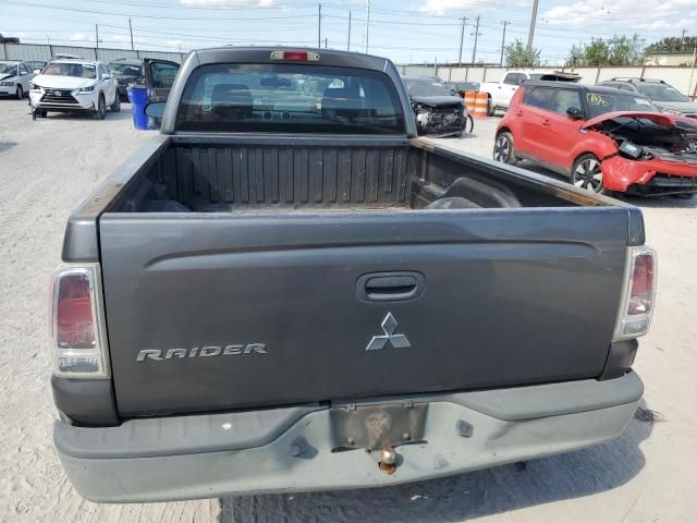 2008 Mitsubishi Raider LS