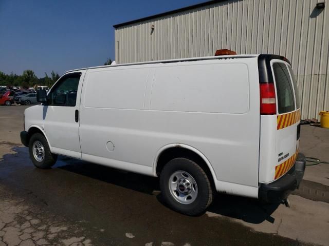 2010 GMC Savana G2500