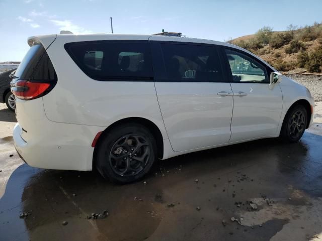 2022 Chrysler Pacifica Hybrid Limited