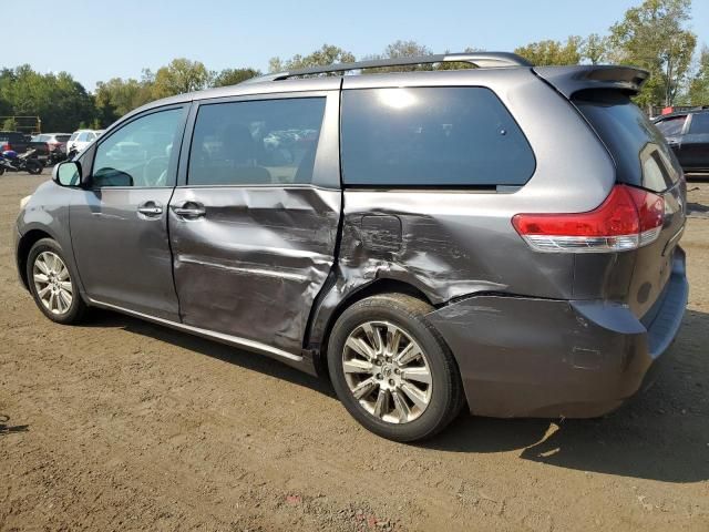 2014 Toyota Sienna XLE